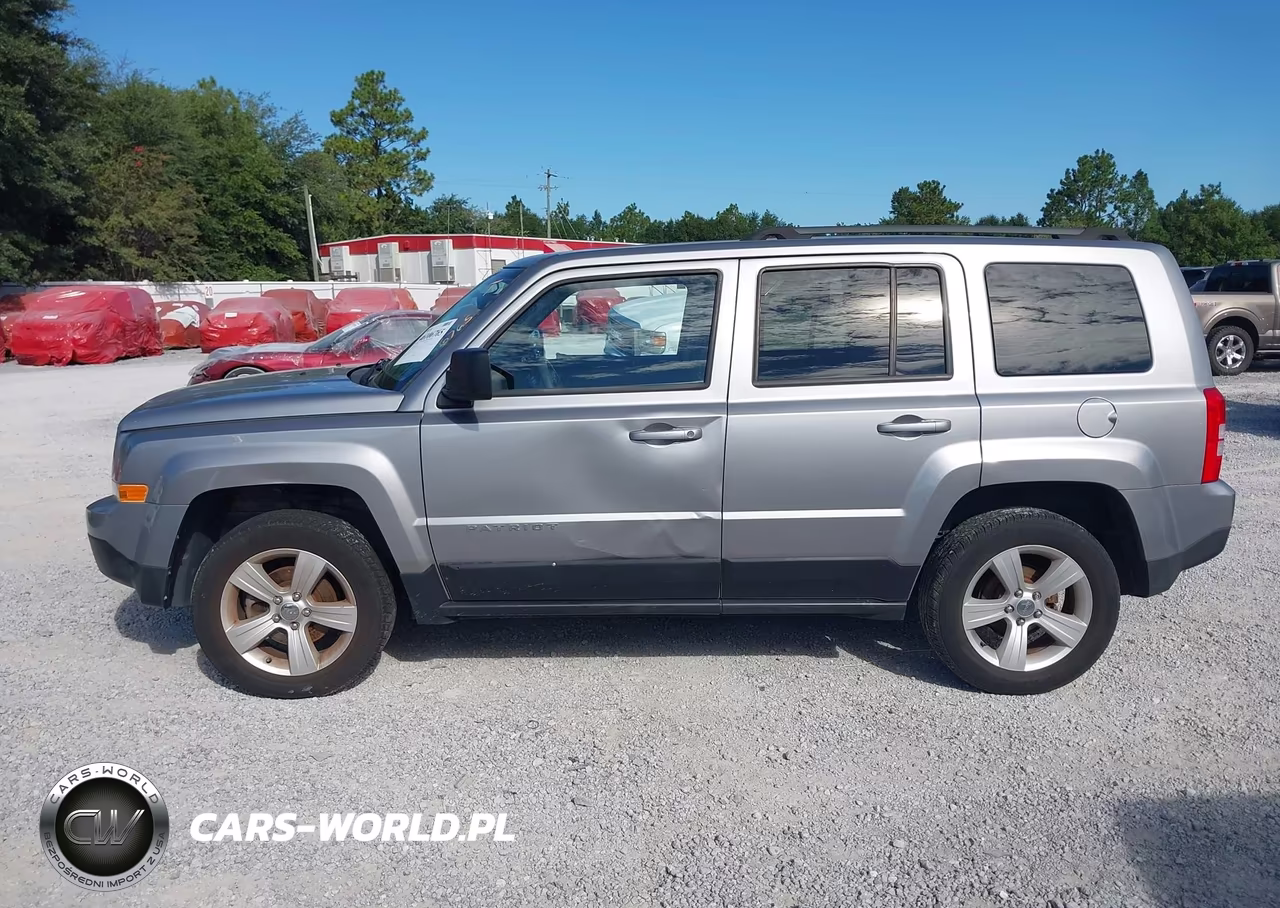 2016 Jeep Patriot Latitude VIN:1C4NJRFB1GD782182 - 14