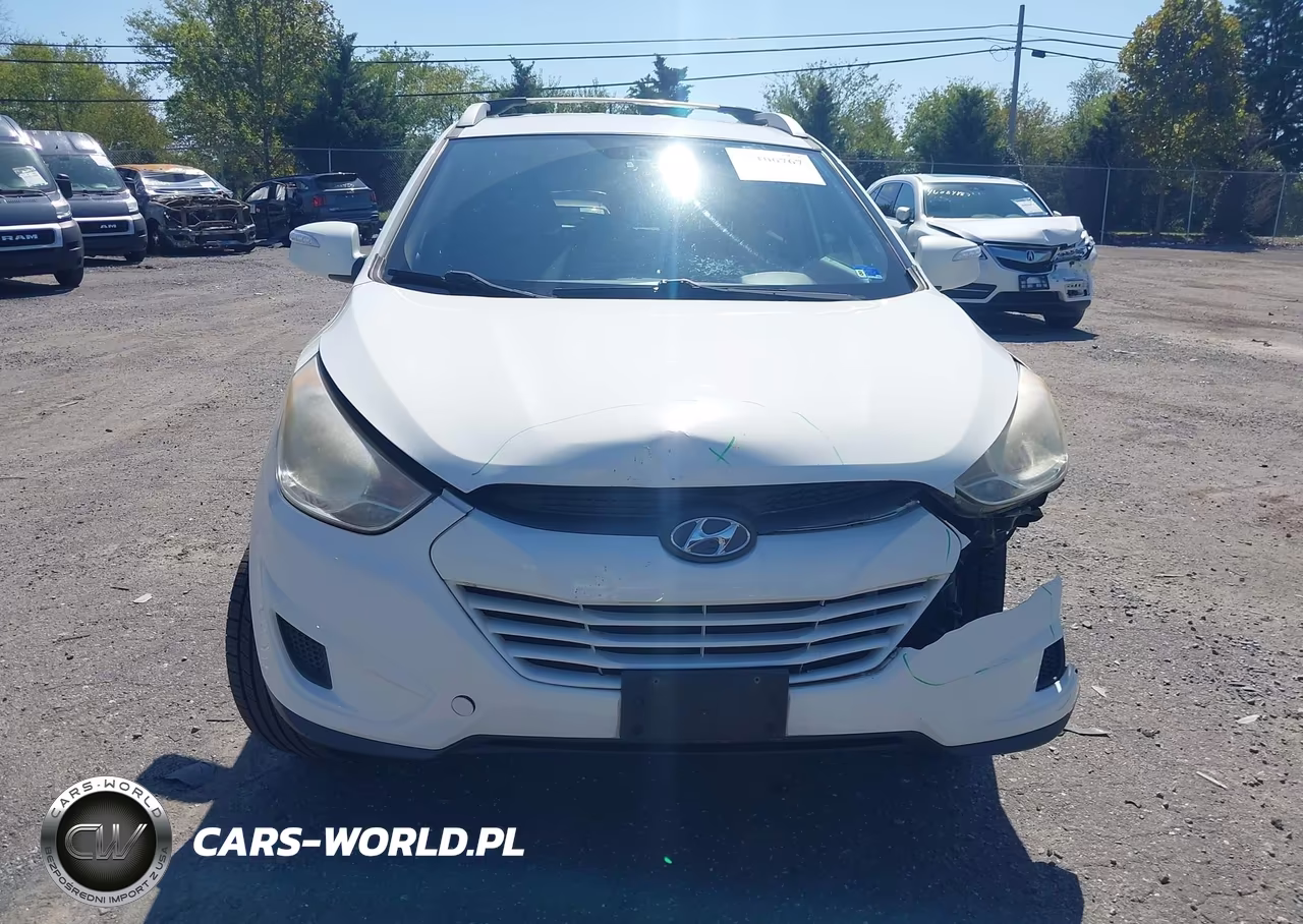2012 Hyundai Tucson Gls VIN:KM8JU3ACXCU391055 - 12