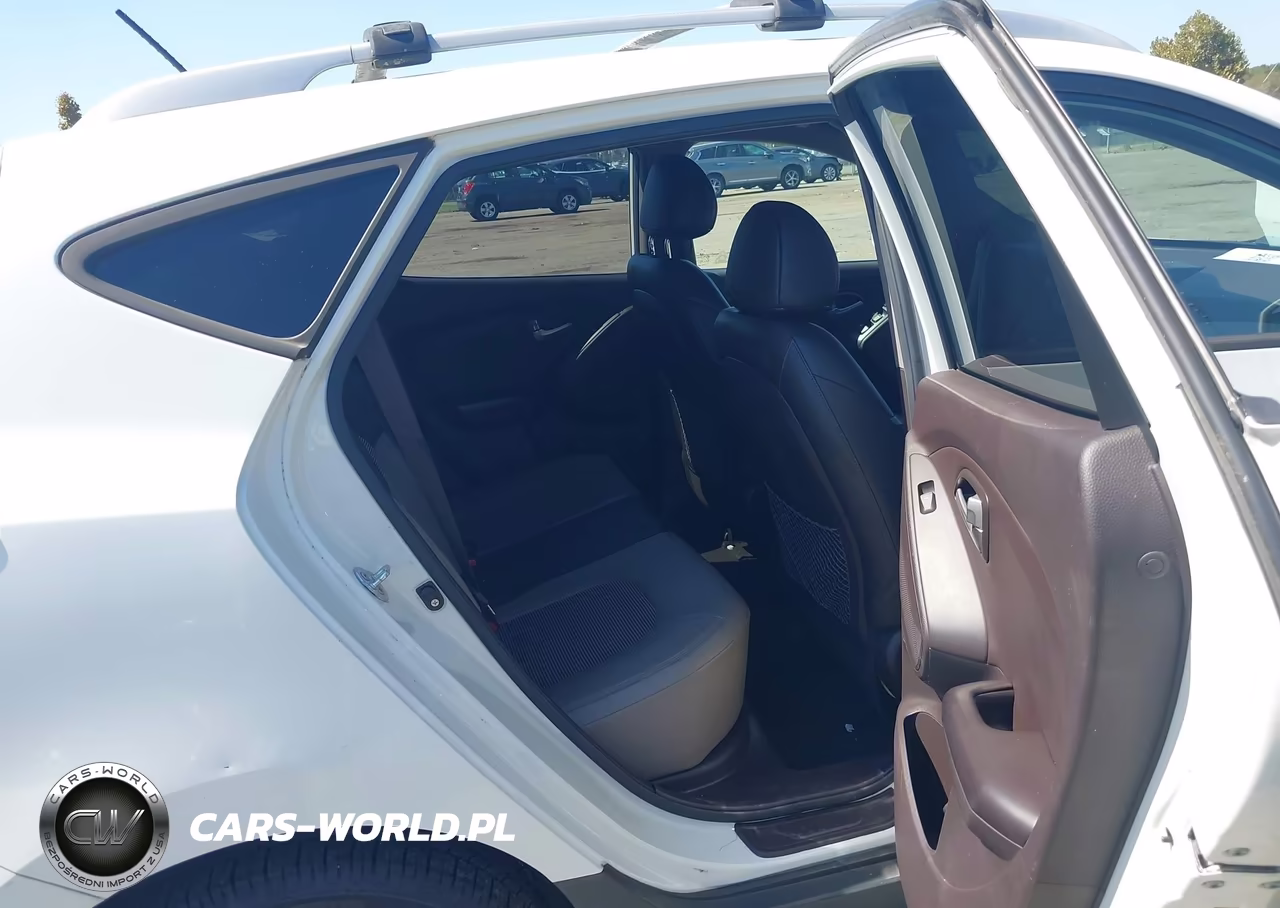 2012 Hyundai Tucson Gls VIN:KM8JU3ACXCU391055 - 8