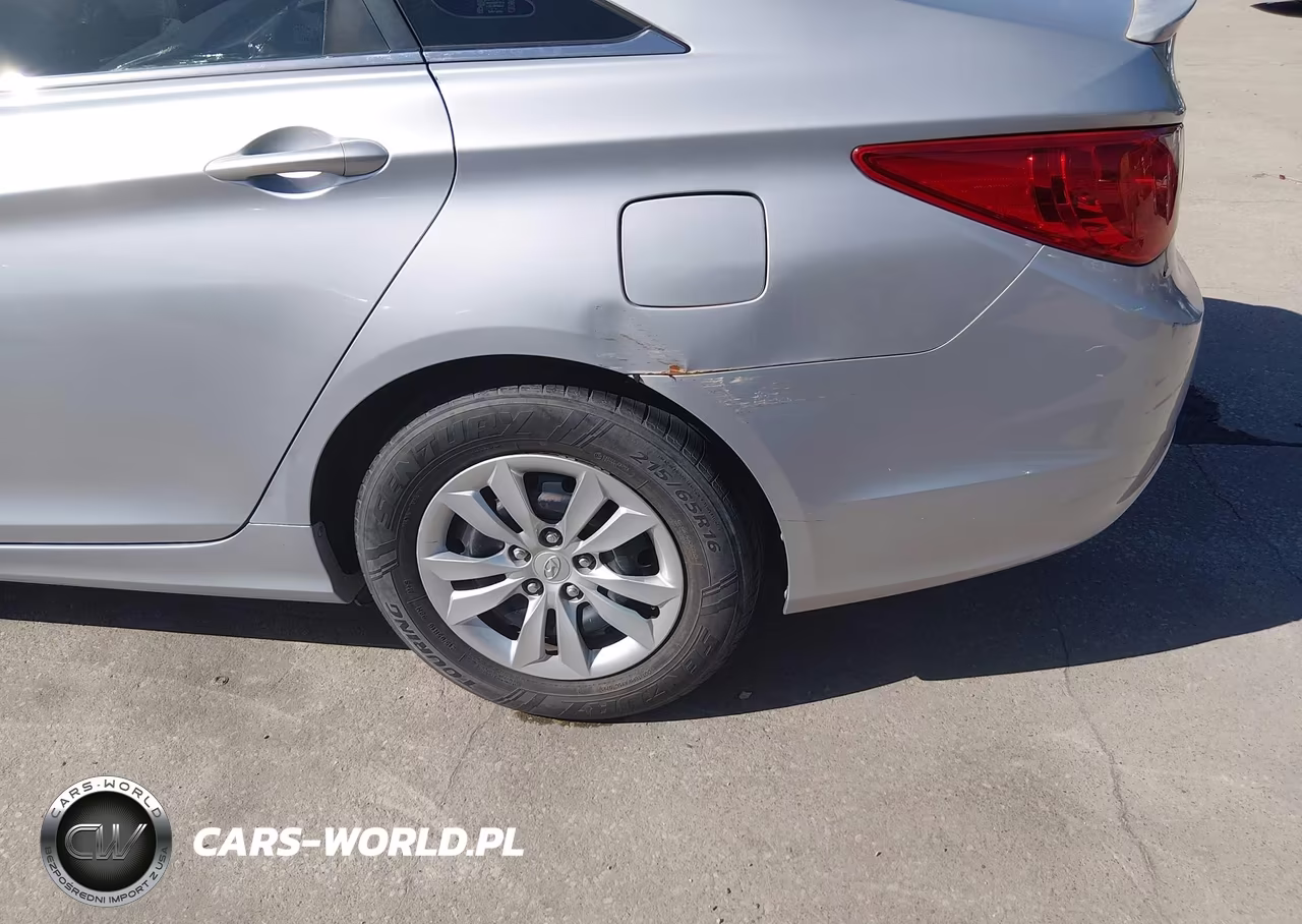 2011 Hyundai Sonata Gls VIN:5NPEB4AC2BH286617 - 12