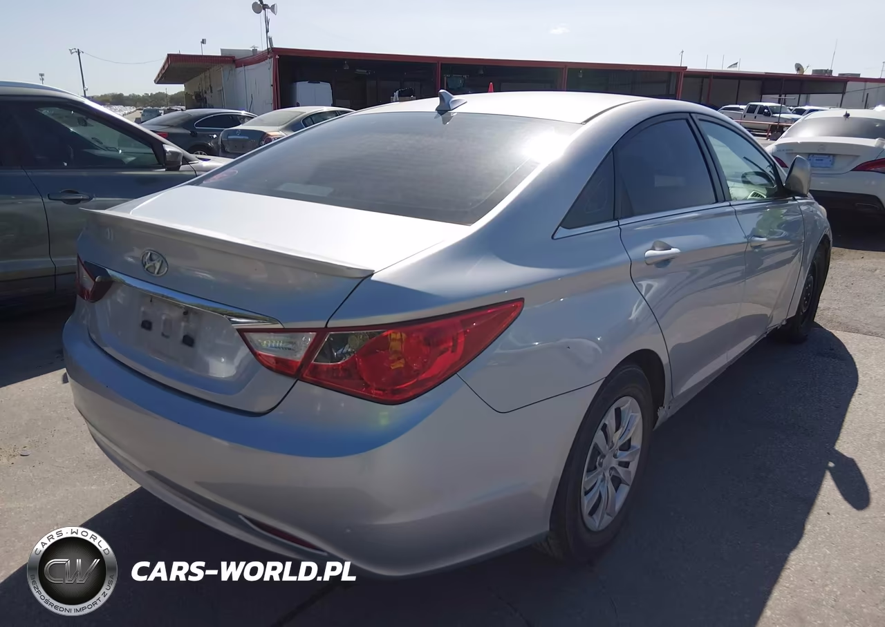 2011 Hyundai Sonata Gls VIN:5NPEB4AC2BH286617 - 4