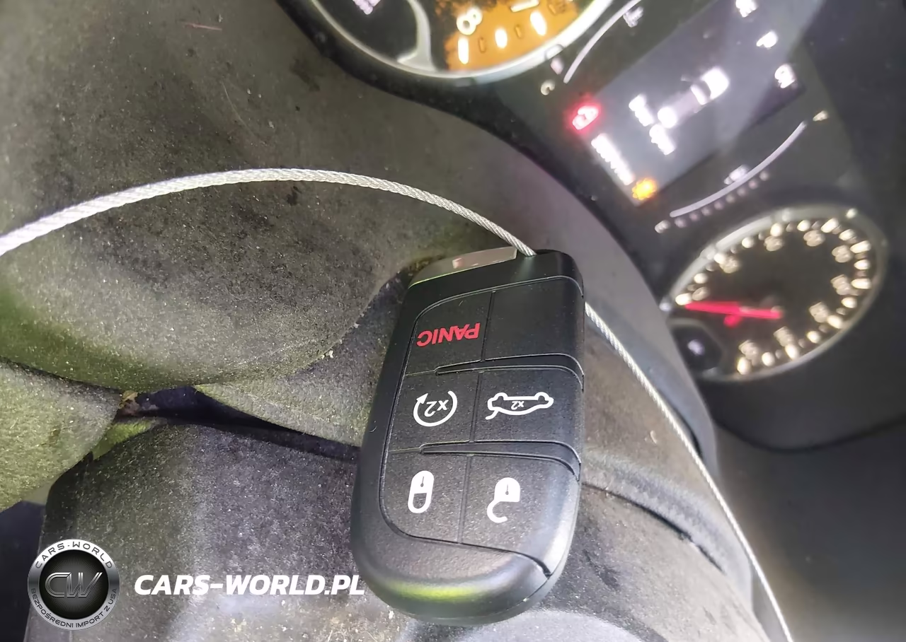 2018 Jeep Renegade Sport VIN:ZACCJAABXJPG99620 - 11