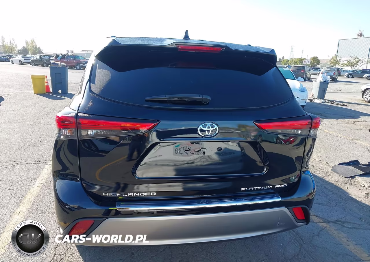 2022 Toyota Highlander Platinum VIN:5TDFZRBH9NS171163 - 16