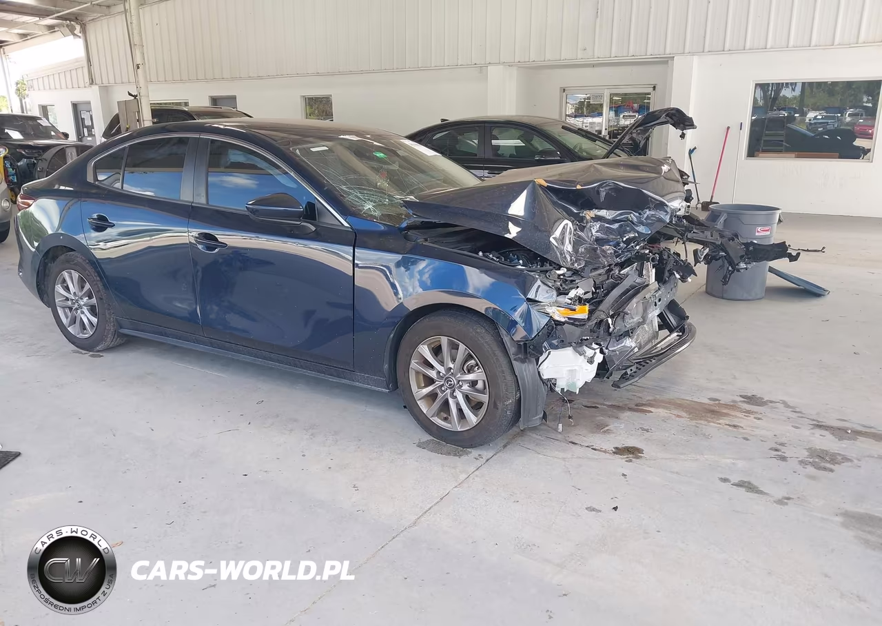 2021 Mazda Mazda3 2.5 S – zdjęcie 1 z 17