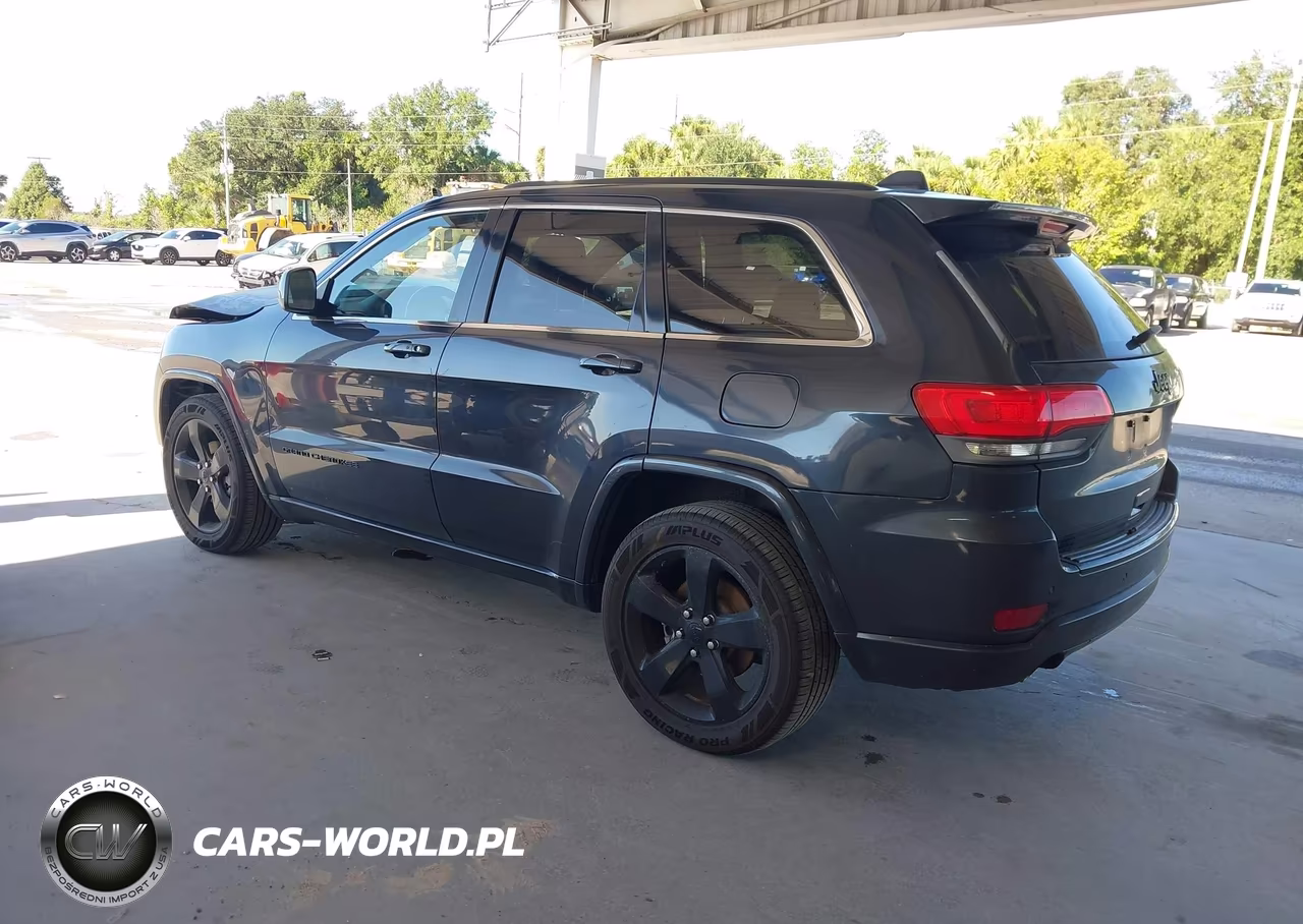 2015 Jeep Grand Cherokee Altitude VIN:1C4RJEAG9FC635142 - 3