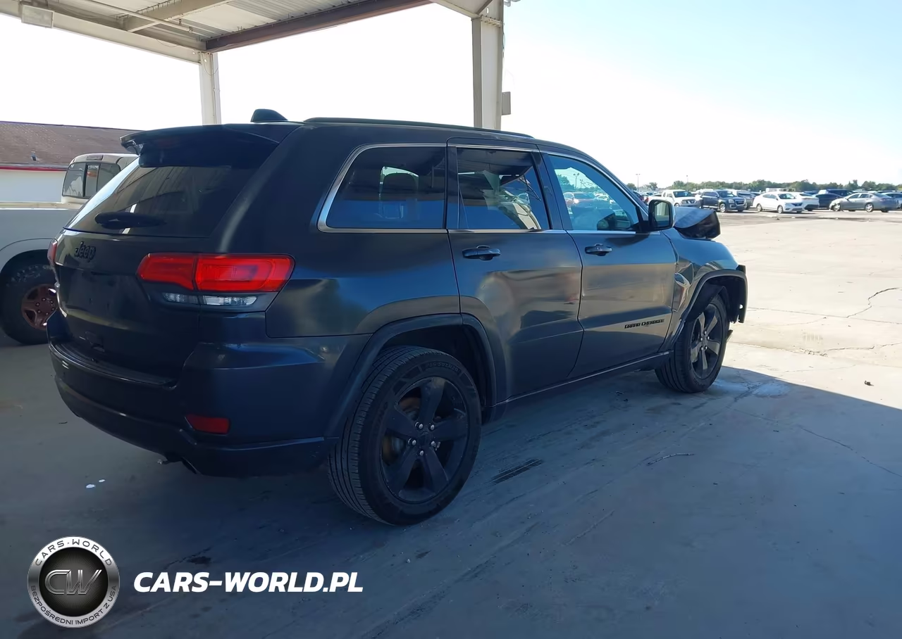 2015 Jeep Grand Cherokee Altitude VIN:1C4RJEAG9FC635142 - 4