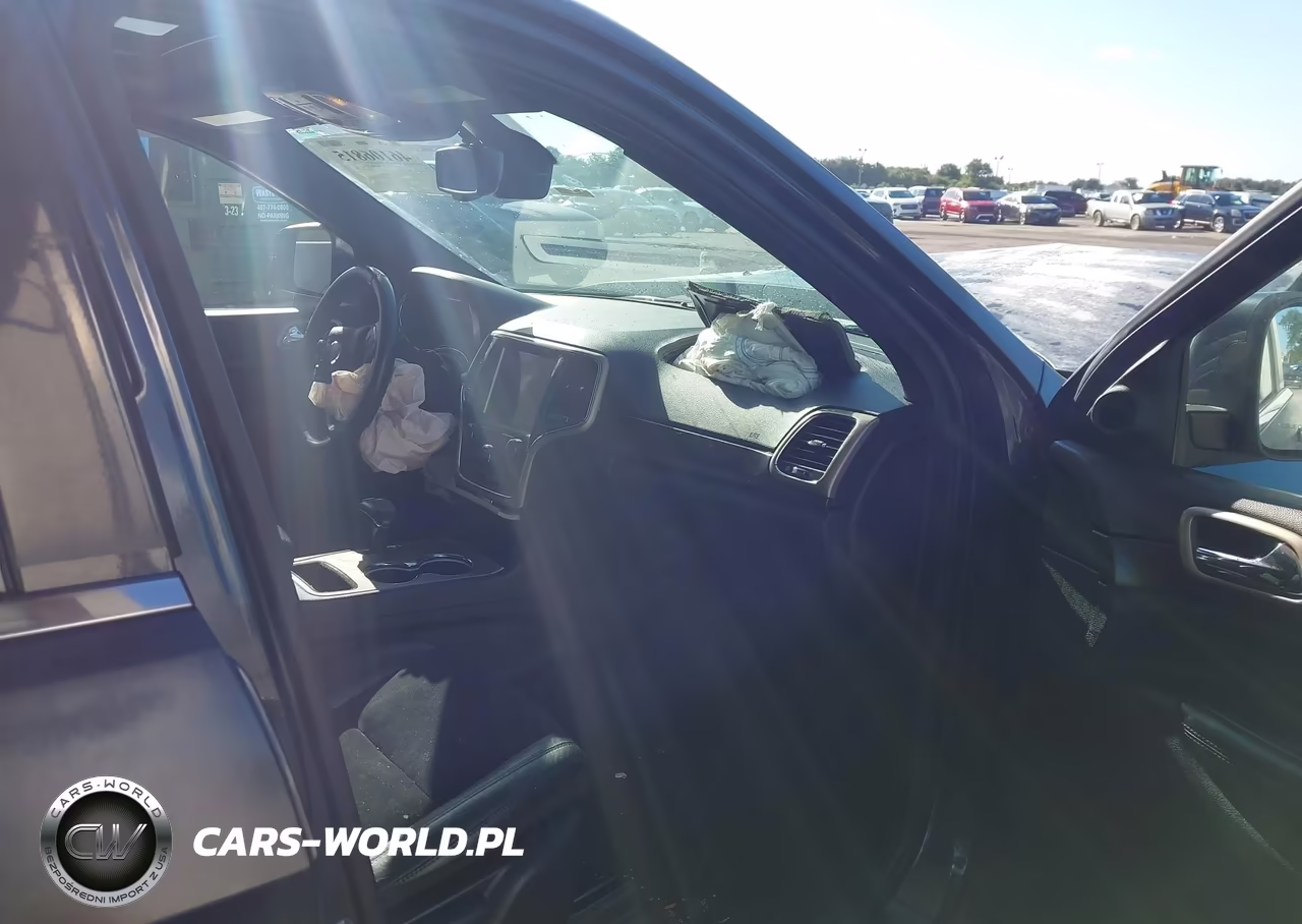 2015 Jeep Grand Cherokee Altitude VIN:1C4RJEAG9FC635142 - 5
