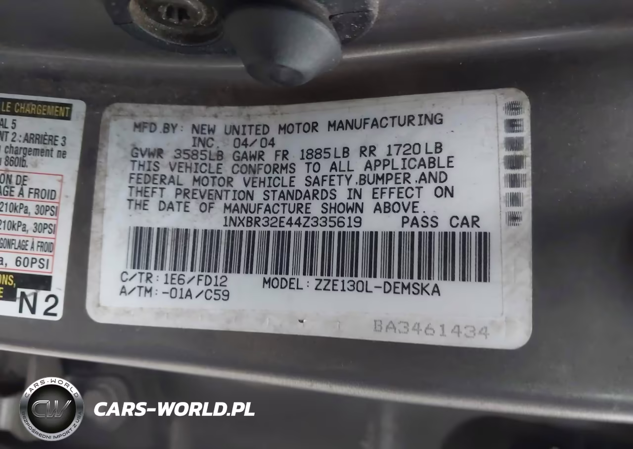 2004 Toyota Corolla S VIN:1NXBR32E44Z335619 - 9