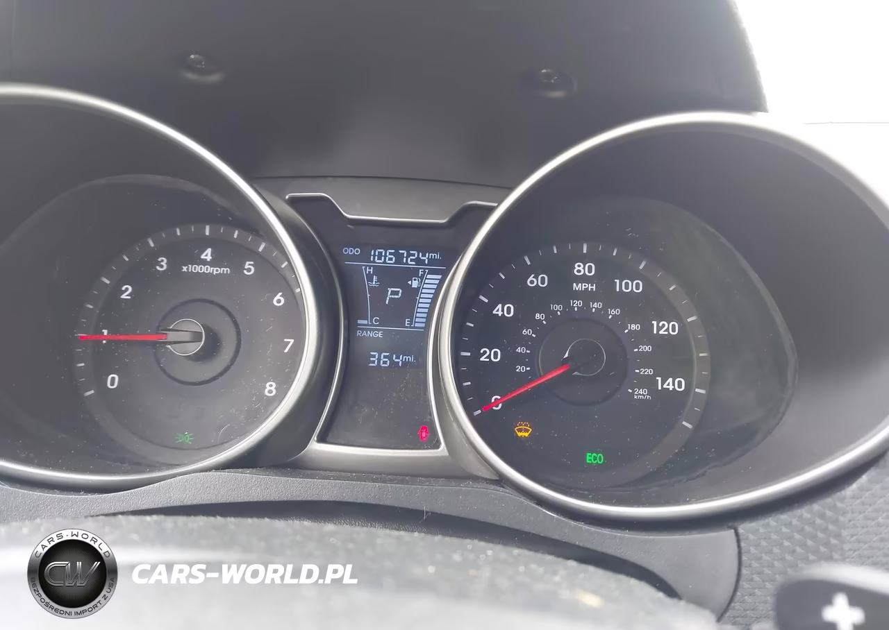 2015 Hyundai Veloster VIN:KMHTC6AD1FU225131 - 7