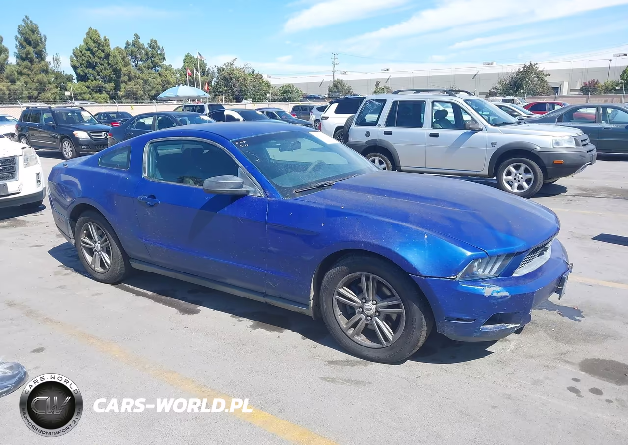 2012 Ford Mustang V6