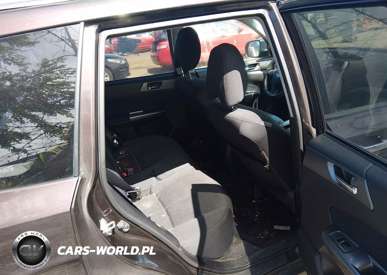 2013 Subaru Forester 2.5X Premium VIN:JF2SHADC2DH446400 - 8