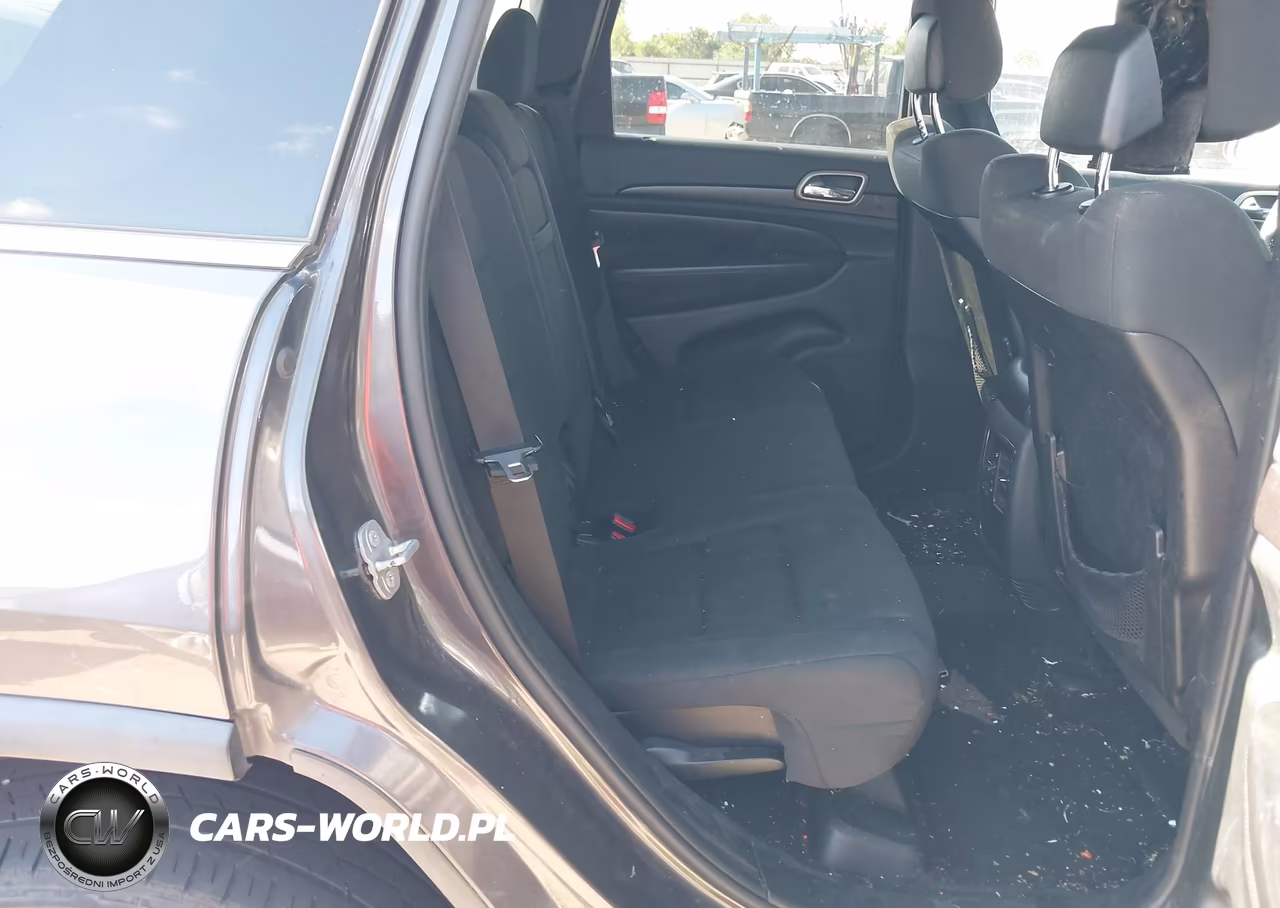 2014 Jeep Grand Cherokee Laredo VIN:1C4RJEAG7EC243405 - 8