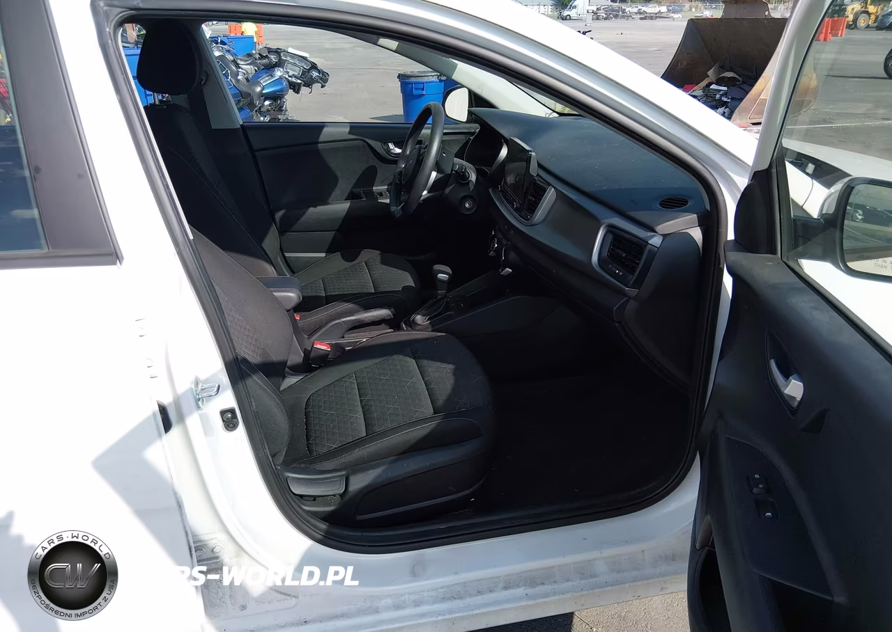 2022 Kia Rio 5-Door S VIN:3KPA25AD3NE481387 - 5