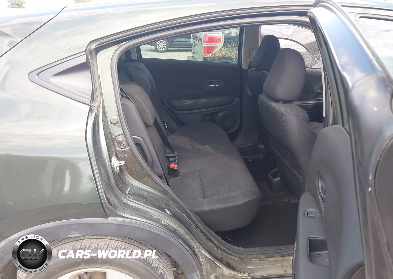 2018 Honda Hr-V Lx VIN:3CZRU5H39JM710420 - 8