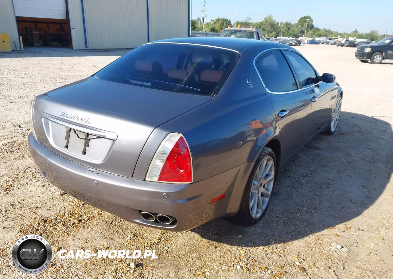 2008 Maserati Quattroporte Base Automatic-Executive Gt Automatic-Sport Gt S Automatic VIN:ZAMFE39A580039165 - 4