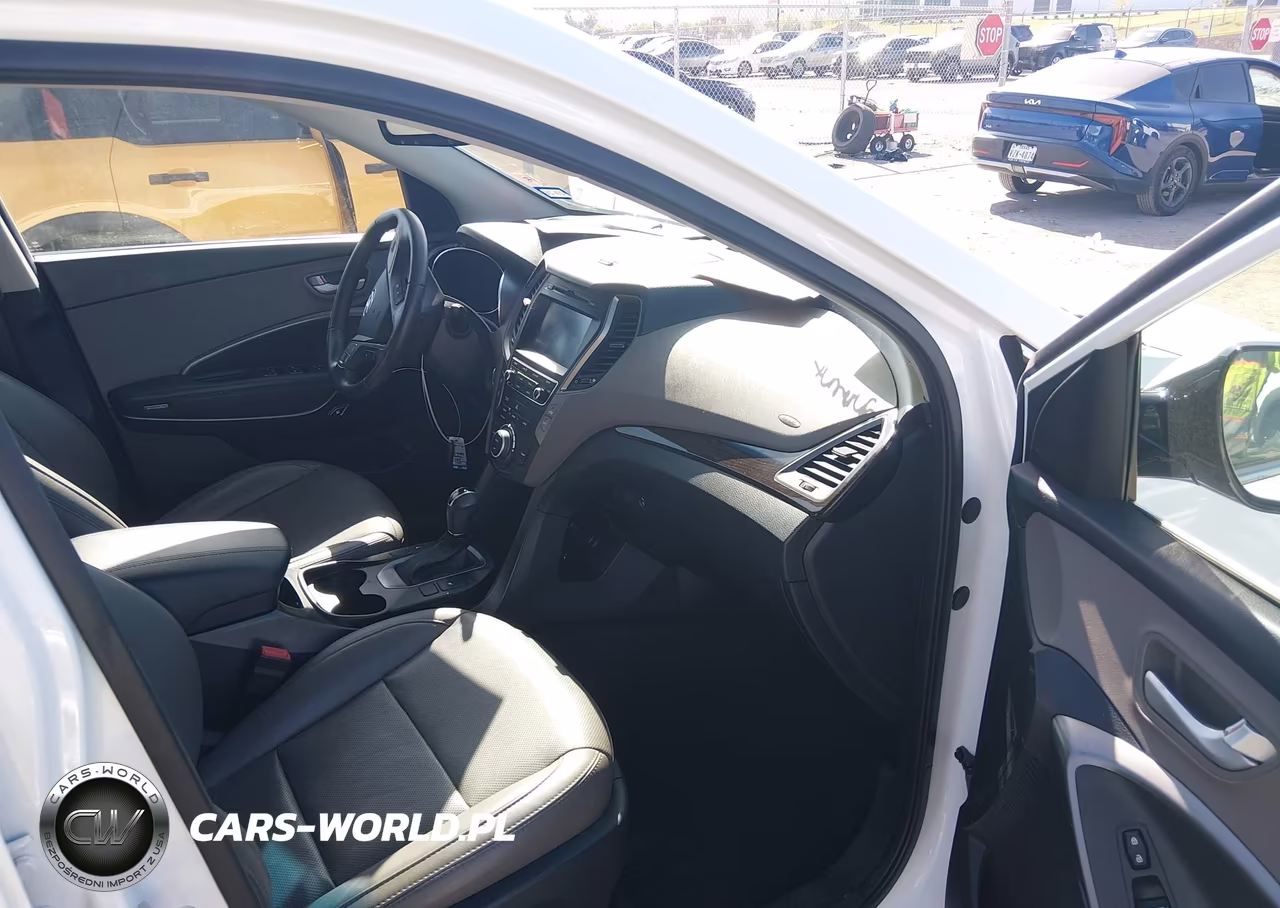 2017 Hyundai Santa Fe Sport 2.4L VIN:5NMZUDLB8HH030553 - 5