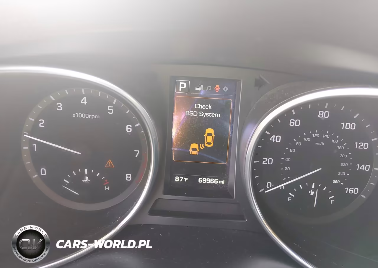 2017 Hyundai Santa Fe Sport 2.4L VIN:5NMZUDLB8HH030553 - 7