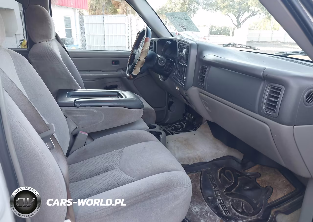 2005 Chevrolet Tahoe Ls VIN:1GNEC13V25R195054 - 5