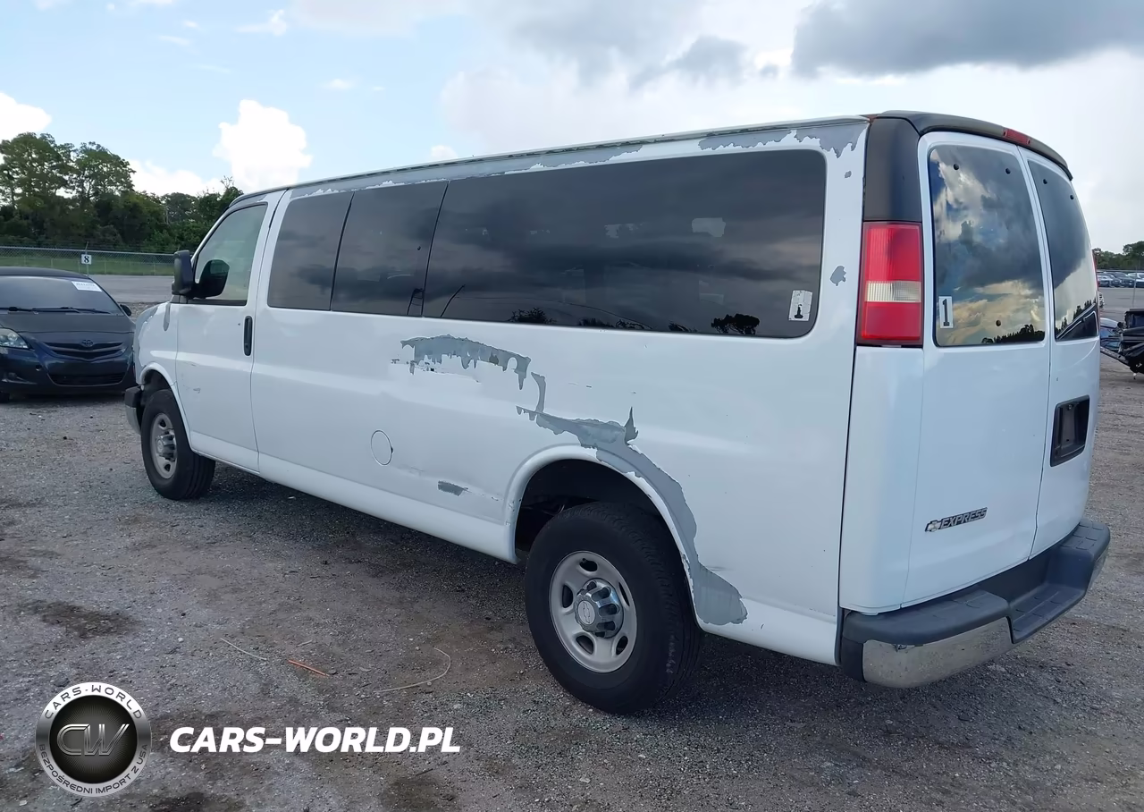 2007 Chevrolet Express Ls VIN:1GAHG39U771246918 - 3