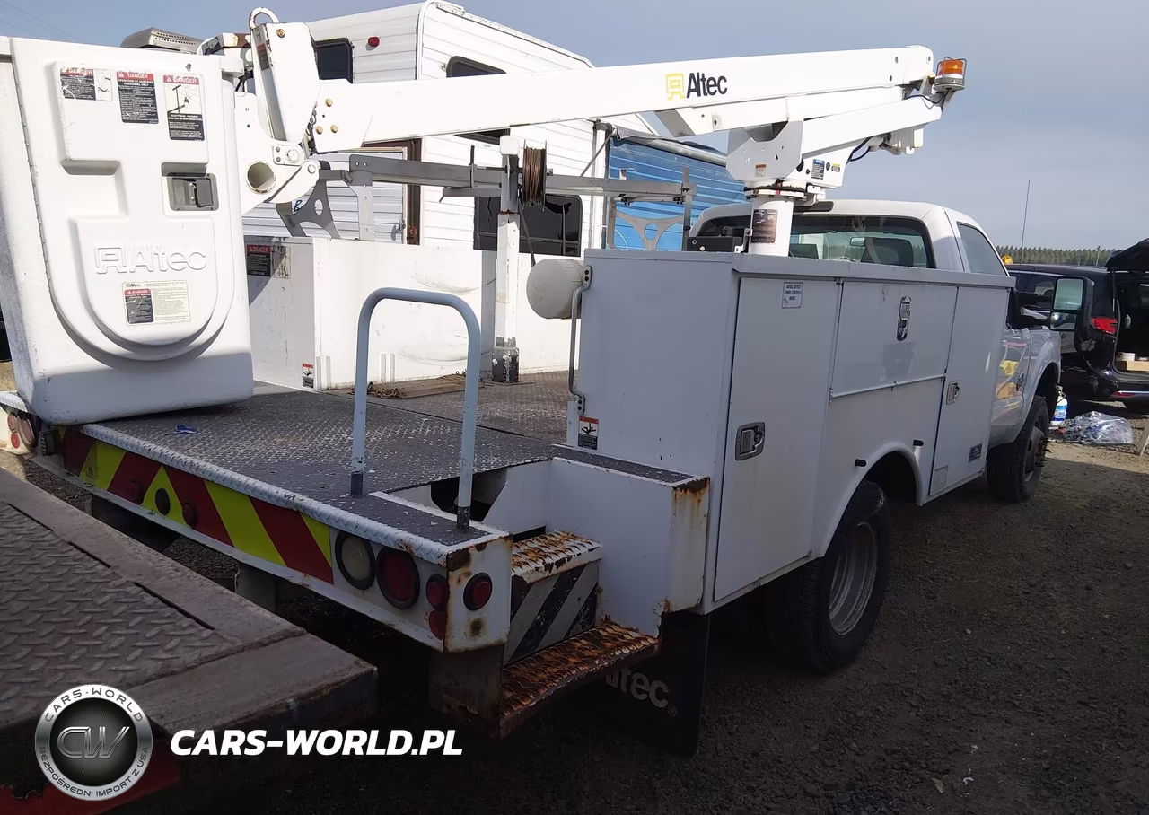 2013 Ford F-350 Chassis Xl VIN:1FDRF3HTXDEB36775 - 4