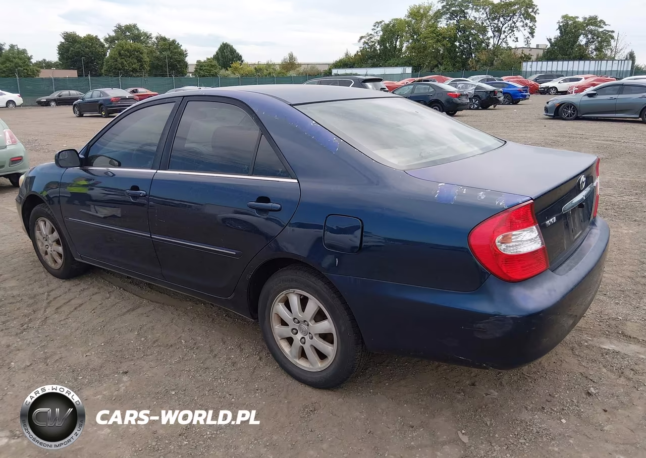 2003 Toyota Camry Xle VIN:4T1BE30K93U648992 - 3