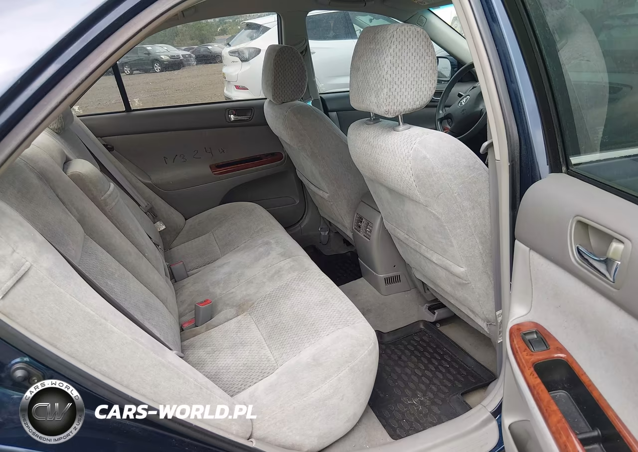 2003 Toyota Camry Xle VIN:4T1BE30K93U648992 - 8