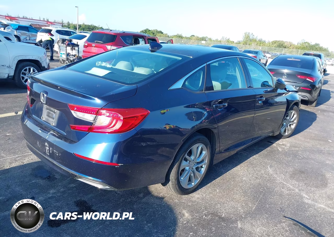 2018 Honda Accord Lx VIN:1HGCV1F14JA069212 - 4