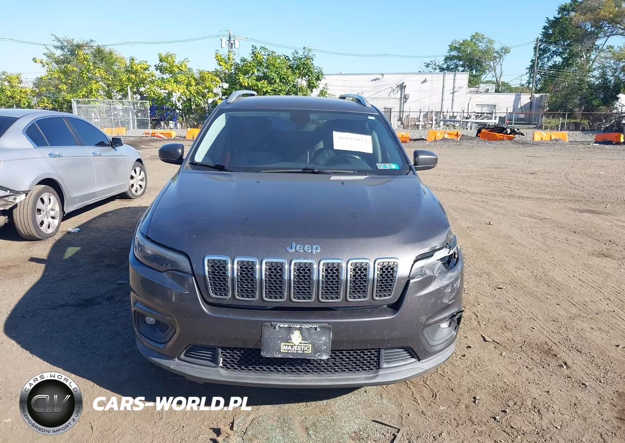 2019 Jeep Cherokee Latitude Plus Fwd VIN:1C4PJLLX0KD373704 - 11