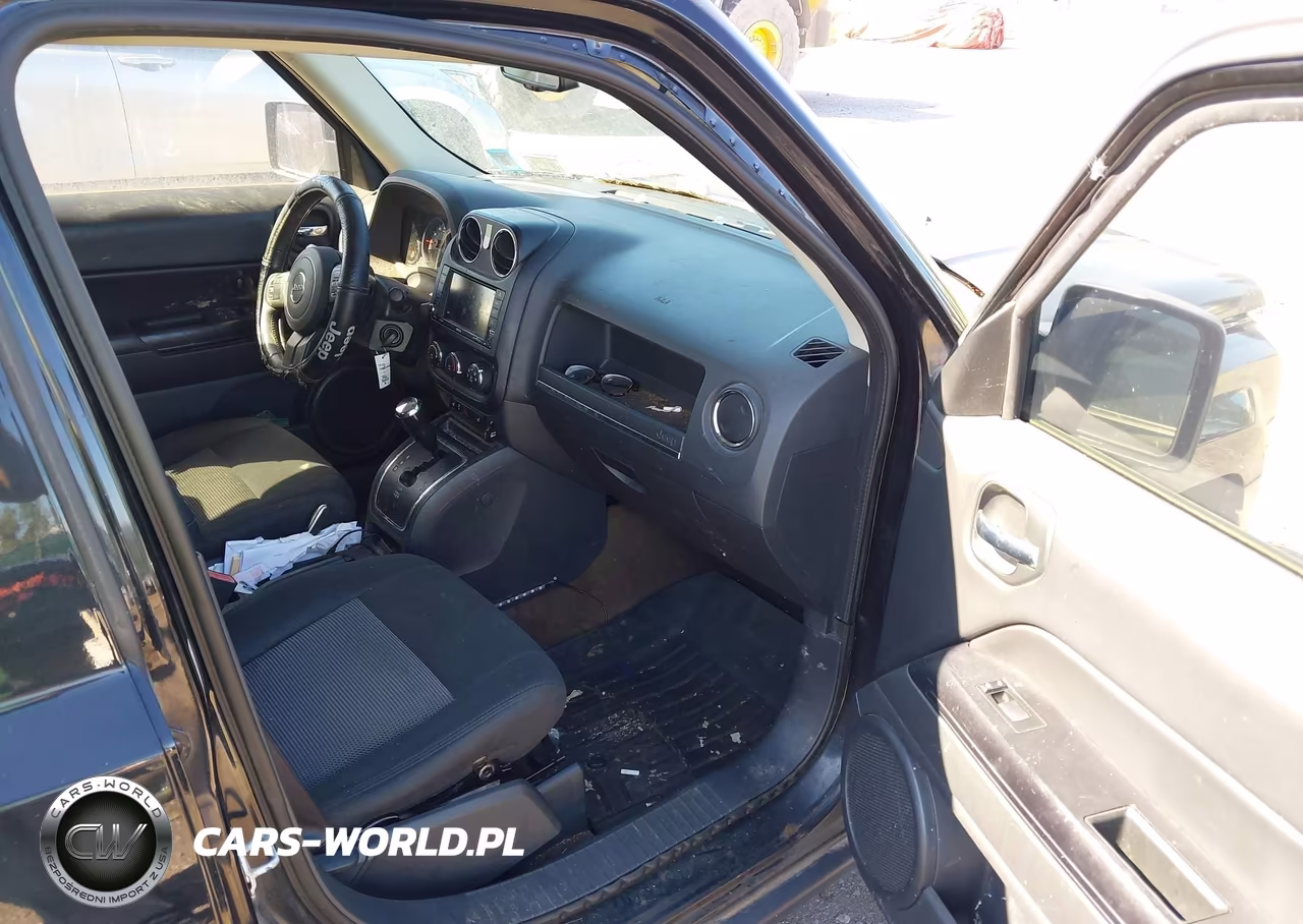 2013 Jeep Patriot Latitude VIN:1C4NJRFB7DD248406 - 5