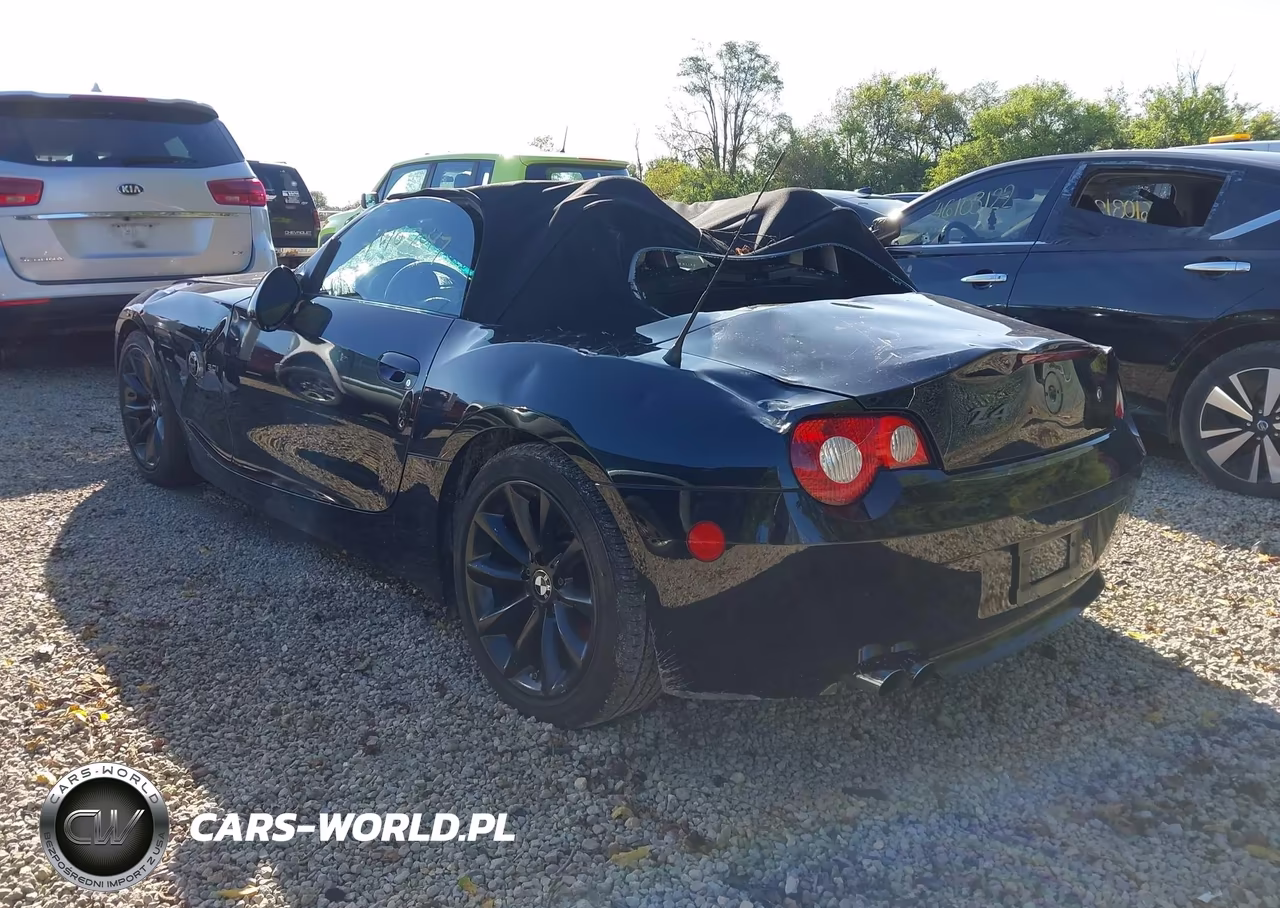 2005 BMW Z4 3.0I VIN:4USBT53525LT28105 - 3