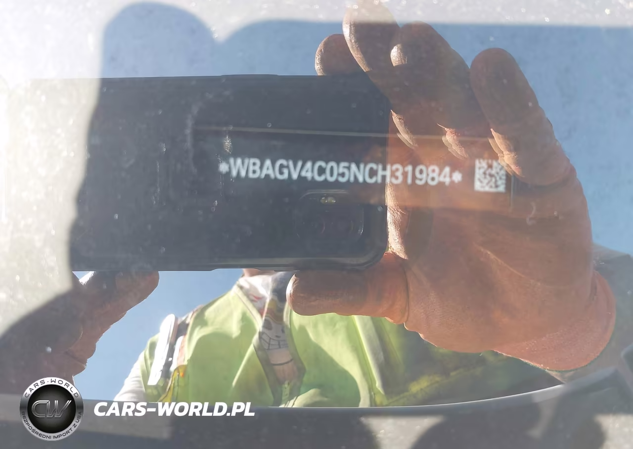 2022 BMW 840 Gran Coupe I xDrive VIN:WBAGV4C05NCH31984 - 17