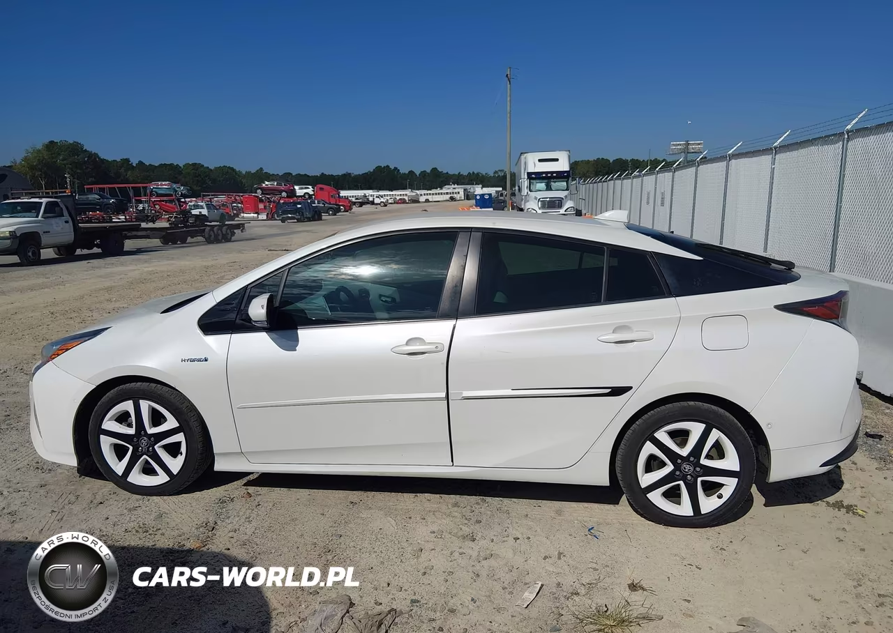 2016 Toyota Prius Four Touring VIN:JTDKARFU1G3024112 - 14