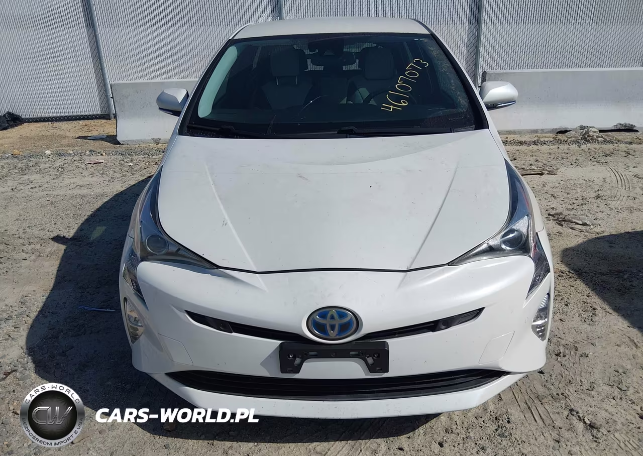 2016 Toyota Prius Four Touring VIN:JTDKARFU1G3024112 - 6