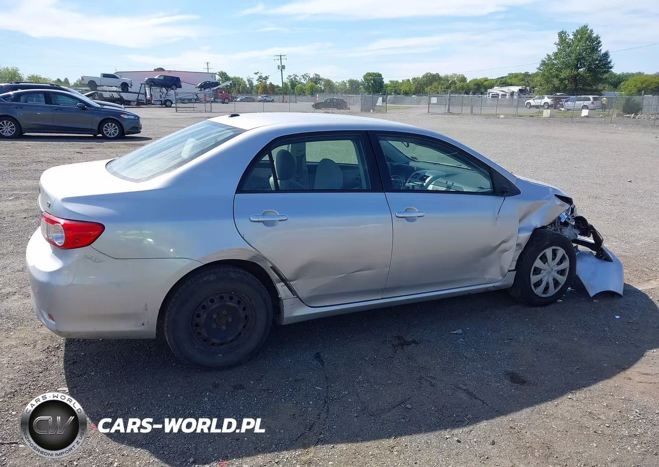 2011 Toyota Corolla Le VIN:JTDBU4EE2B9135245 - 13