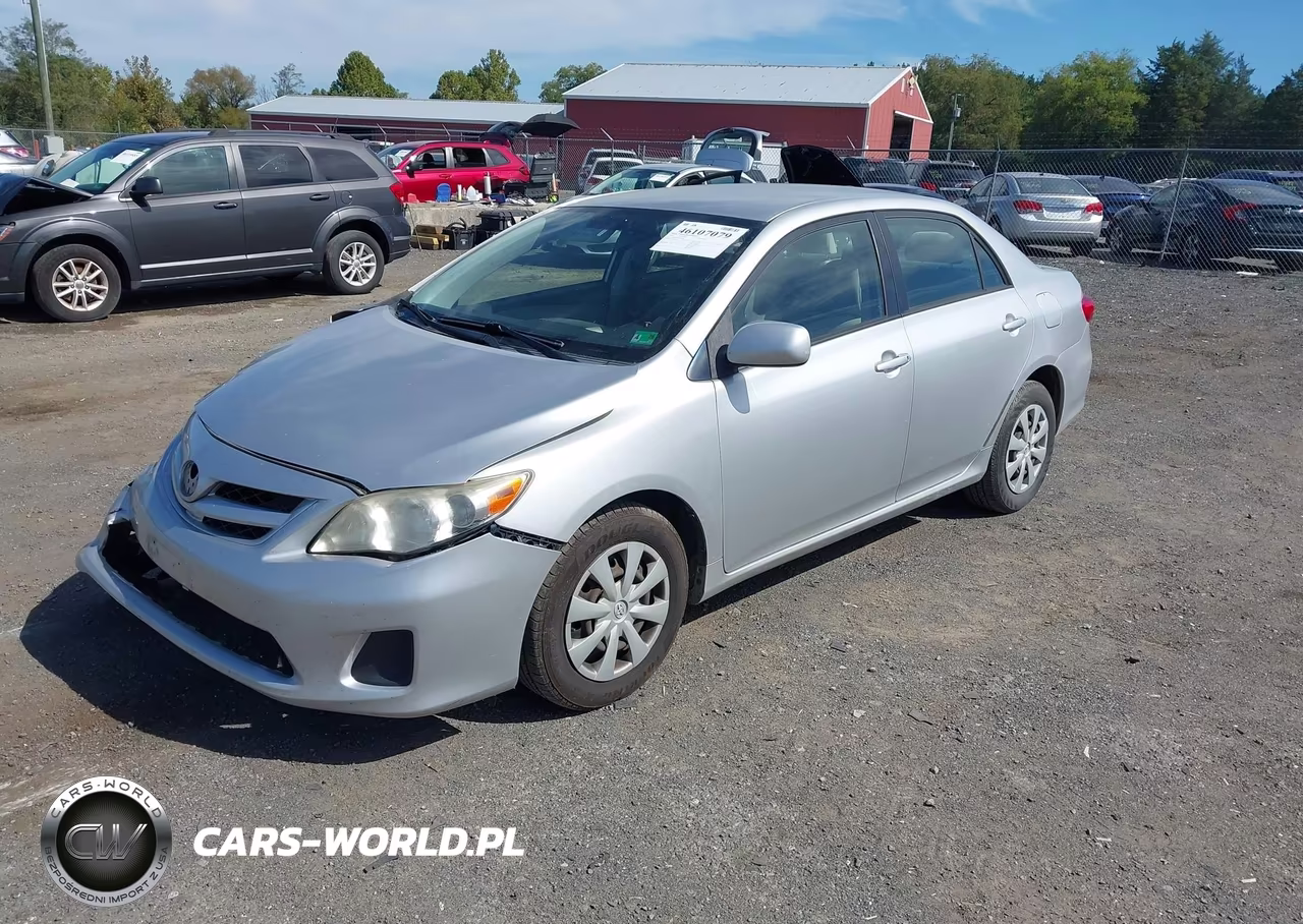2011 Toyota Corolla Le VIN:JTDBU4EE2B9135245 - 2