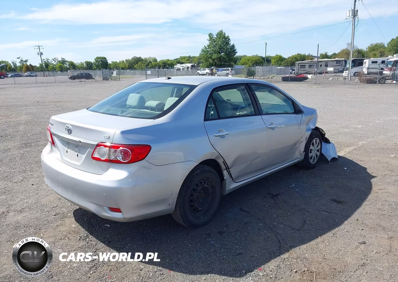 2011 Toyota Corolla Le VIN:JTDBU4EE2B9135245 - 4