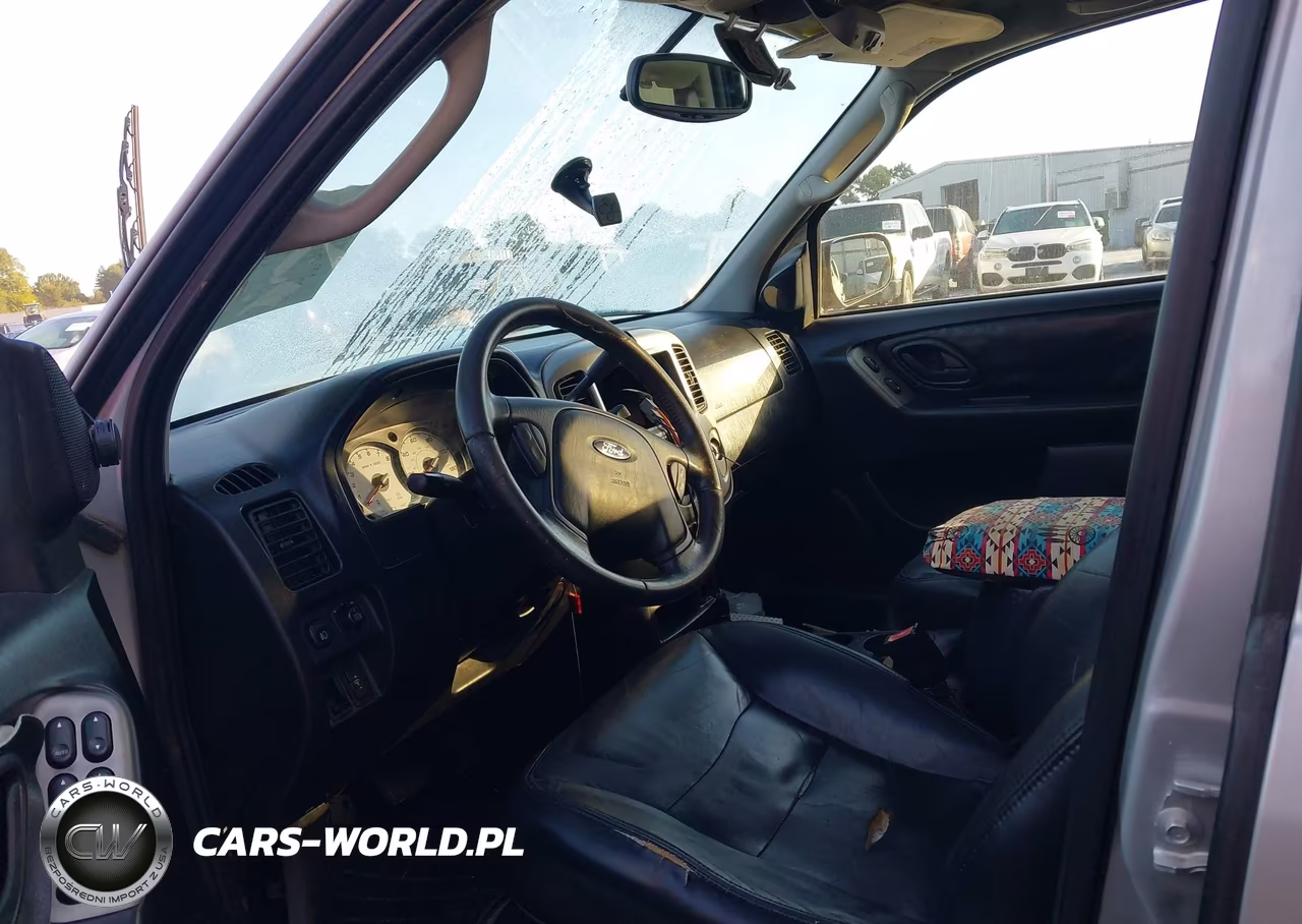 2004 Ford Escape Limited VIN:1FMCU041X4KB18986 - 5