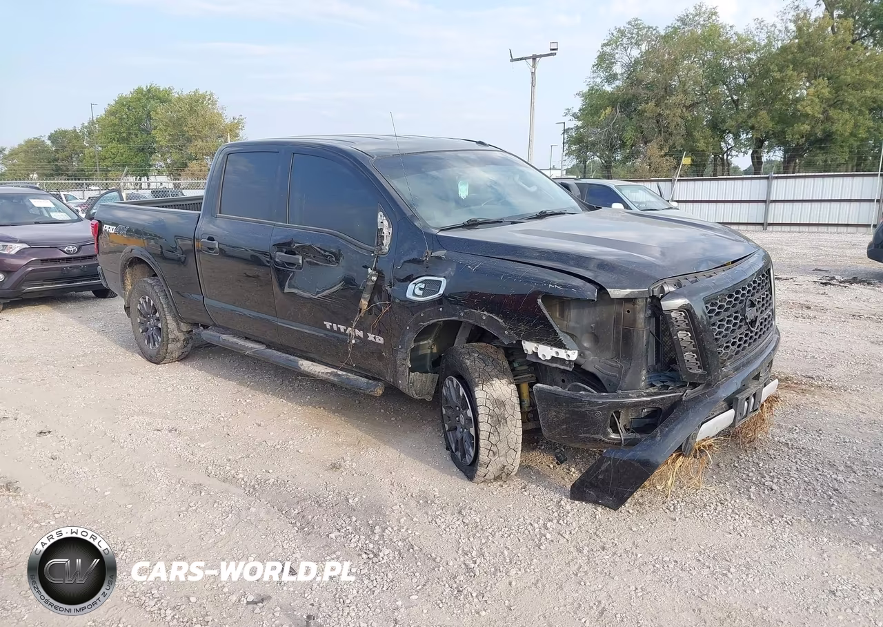2018 Nissan Titan Xd Pro-4X Diesel – zdjęcie 1 z 19