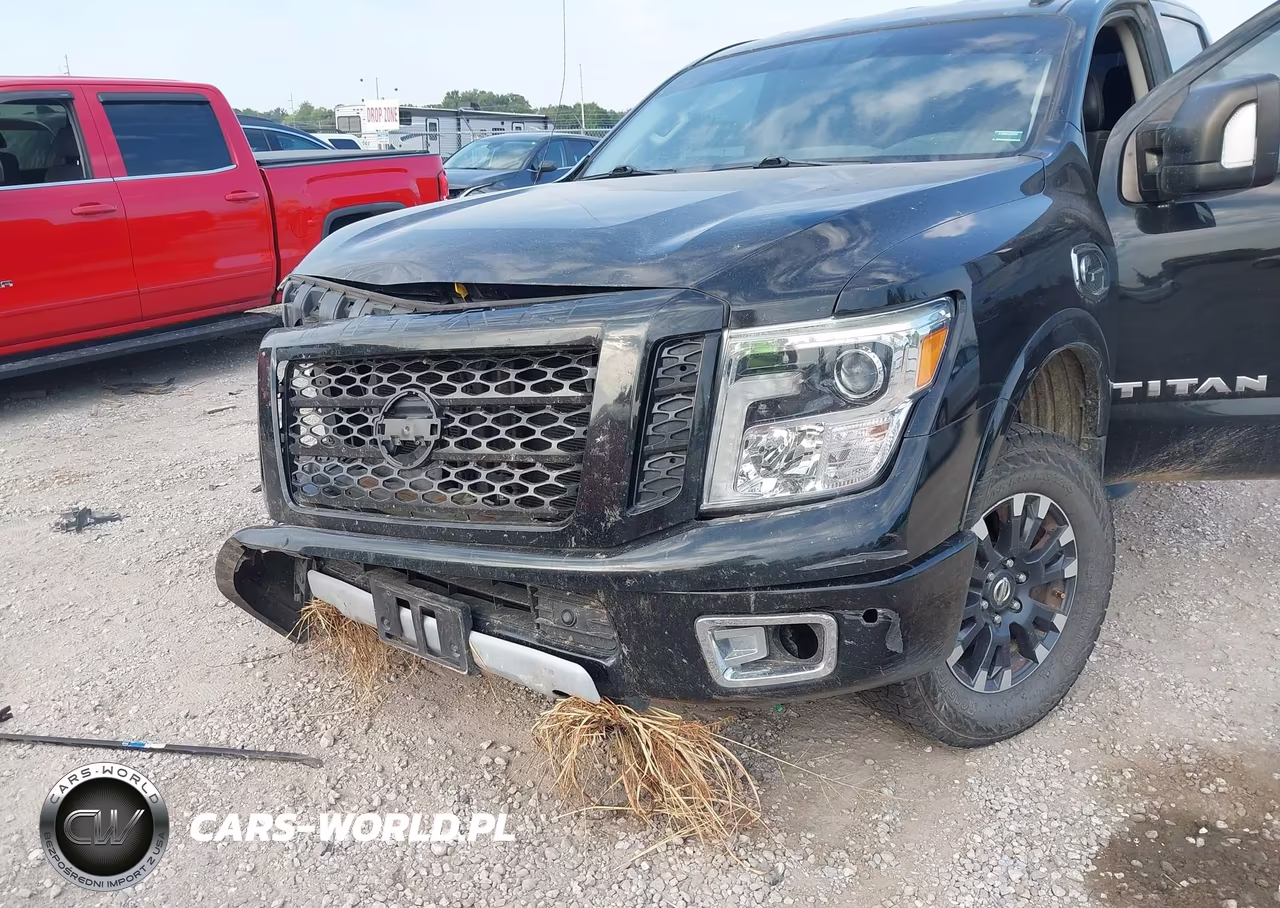 2018 Nissan Titan Xd Pro-4X Diesel VIN:1N6BA1F4XJN528832 - 17
