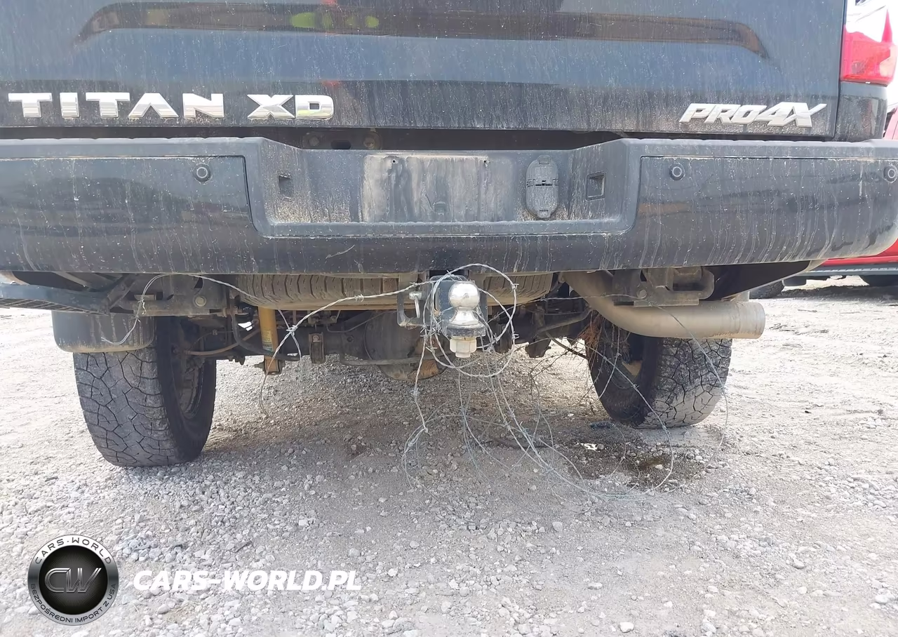 2018 Nissan Titan Xd Pro-4X Diesel VIN:1N6BA1F4XJN528832 - 18