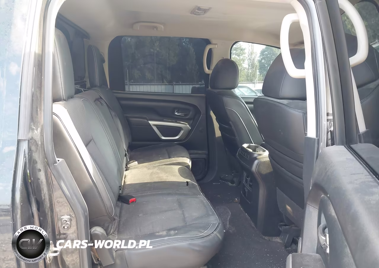 2018 Nissan Titan Xd Pro-4X Diesel VIN:1N6BA1F4XJN528832 - 8