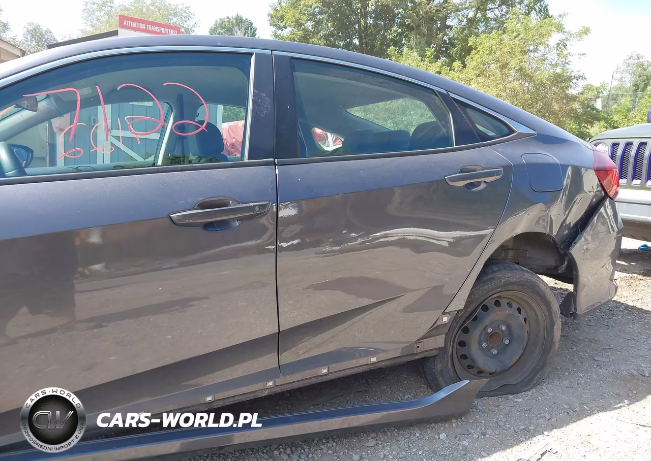 2019 Honda Civic Lx VIN:2HGFC2F66KH576331 - 6
