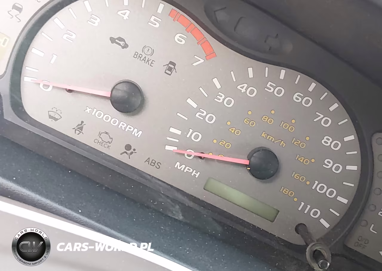 2001 Toyota Sequoia Limited V8 VIN:5TDBT48A115002701 - 15