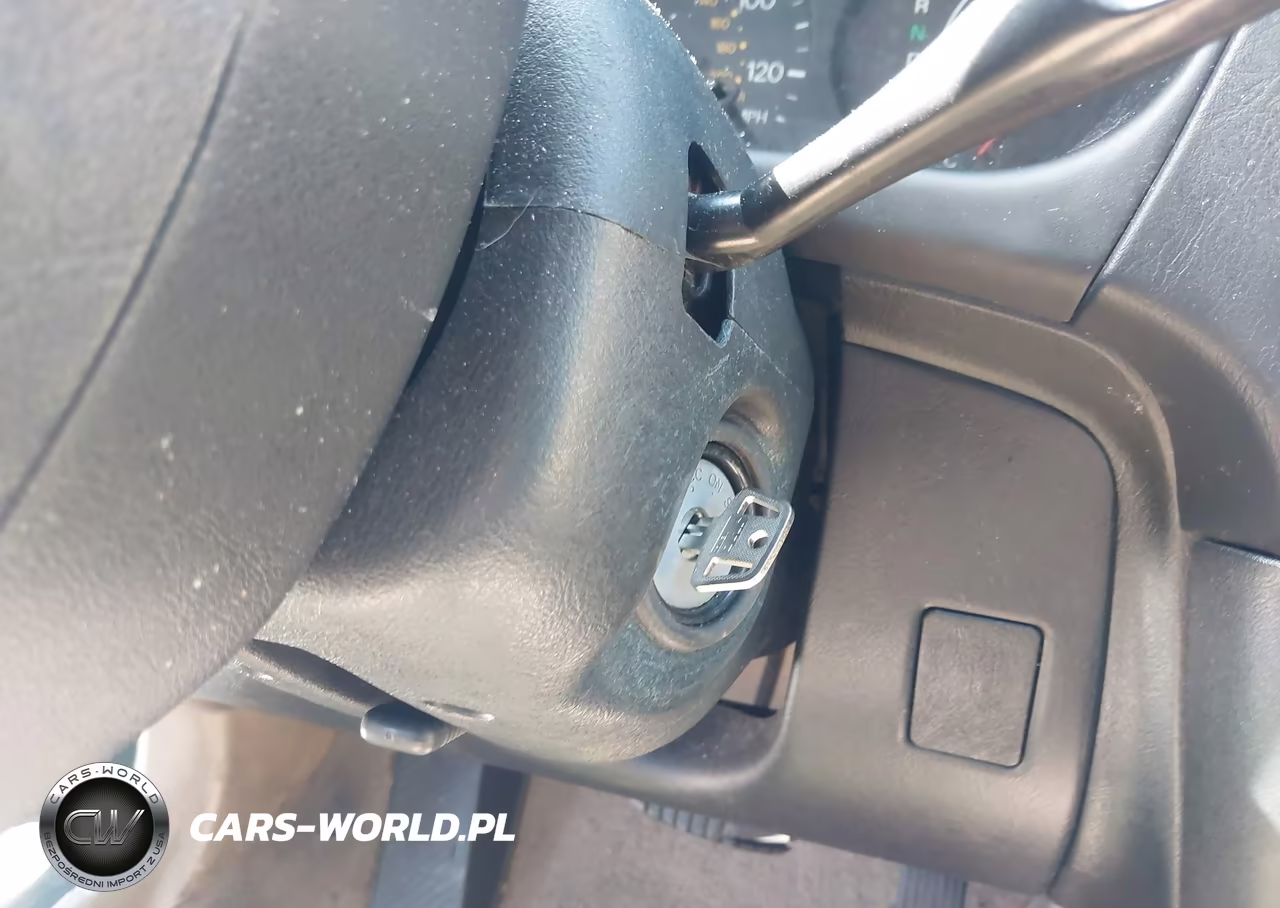 MITSUBISHI MIRAGE VIN:JA3AY26C9YU006442 - 11
