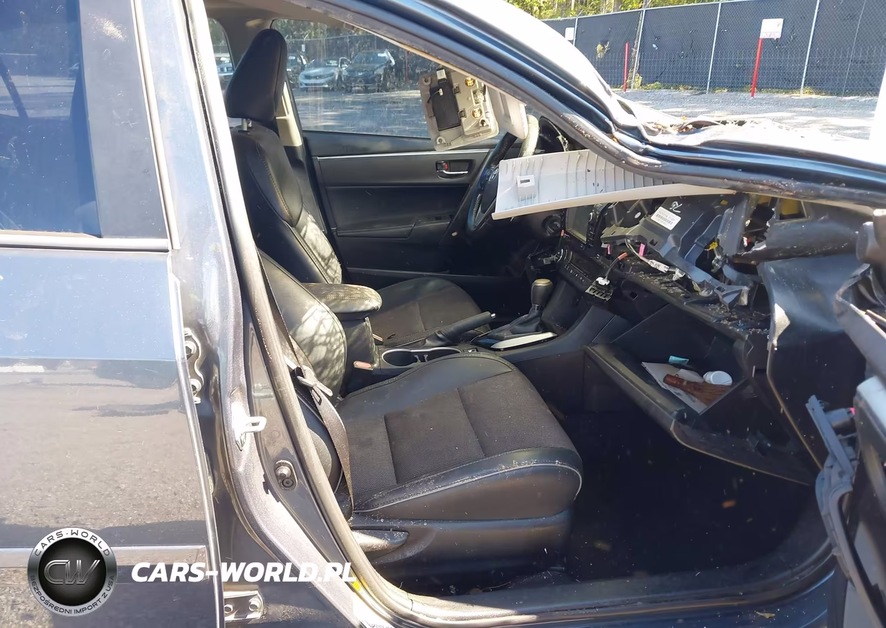 2016 Toyota Corolla S Plus VIN:2T1BURHE0GC492823 - 5