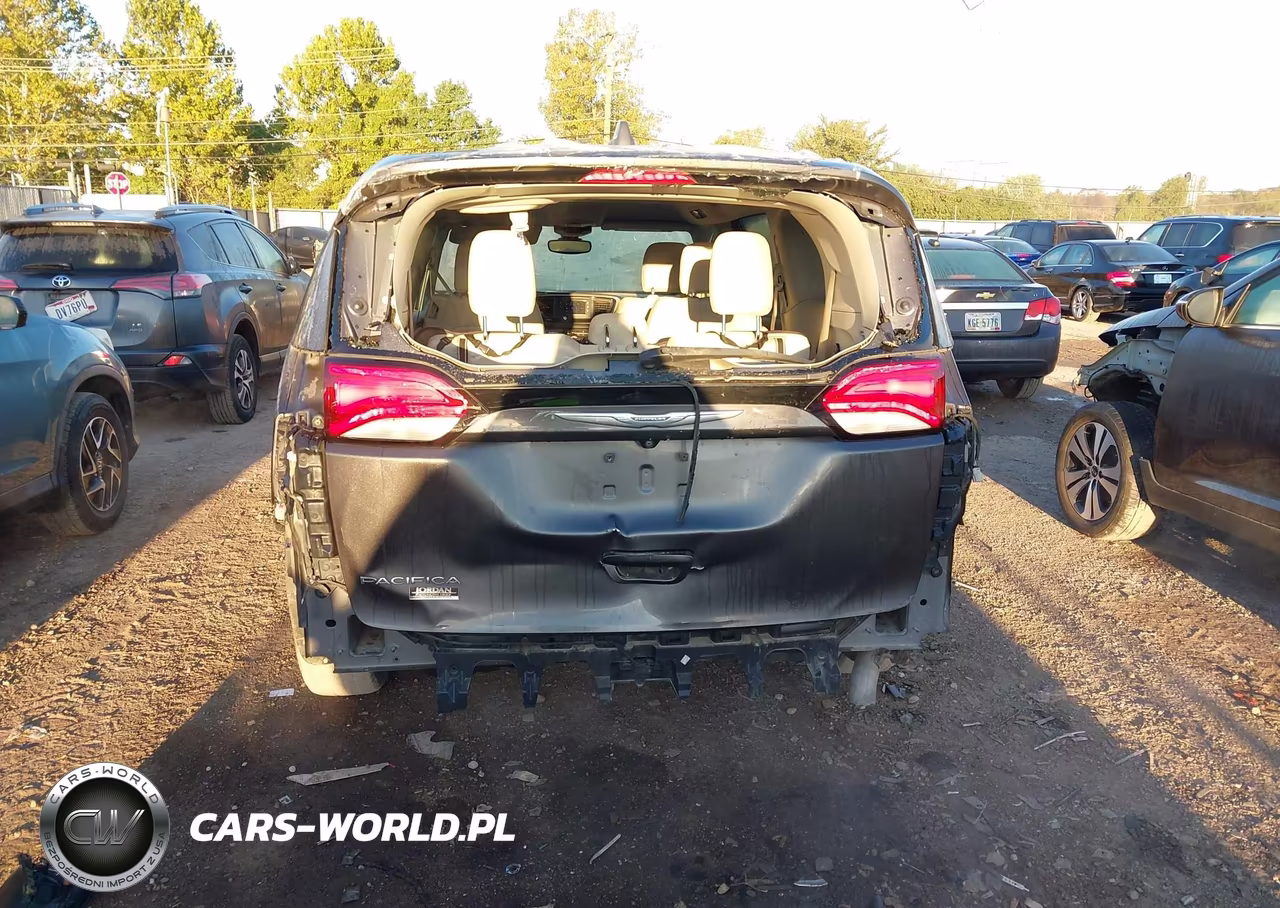 2017 Chrysler Pacifica Lx VIN:2C4RC1CG1HR657386 - 17