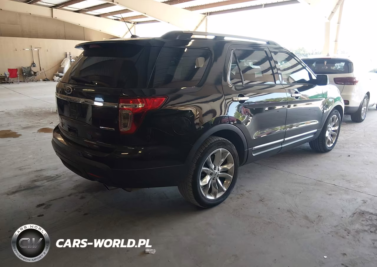 2014 Ford Explorer Xlt VIN:1FM5K7D86EGA68984 - 4