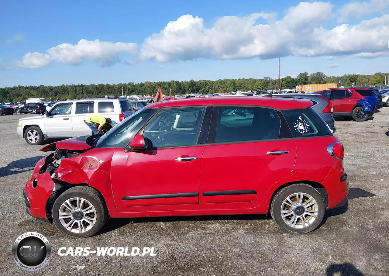 2018 Fiat 500L Pop VIN:ZFBCFAAH8JZ041109 - 14