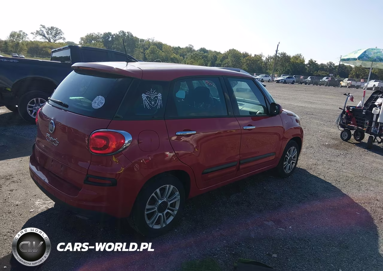 2018 Fiat 500L Pop VIN:ZFBCFAAH8JZ041109 - 4