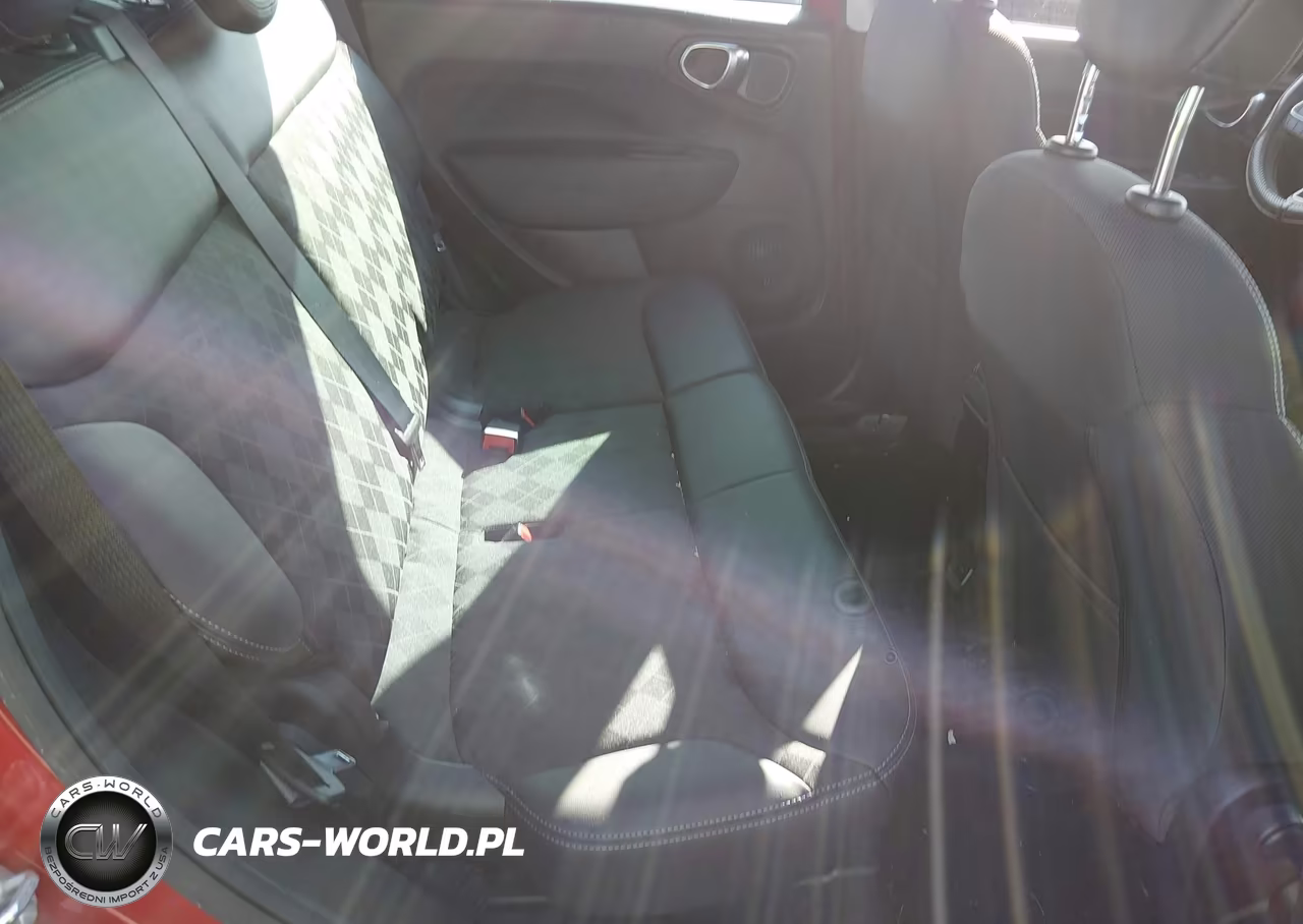 2018 Fiat 500L Pop VIN:ZFBCFAAH8JZ041109 - 8